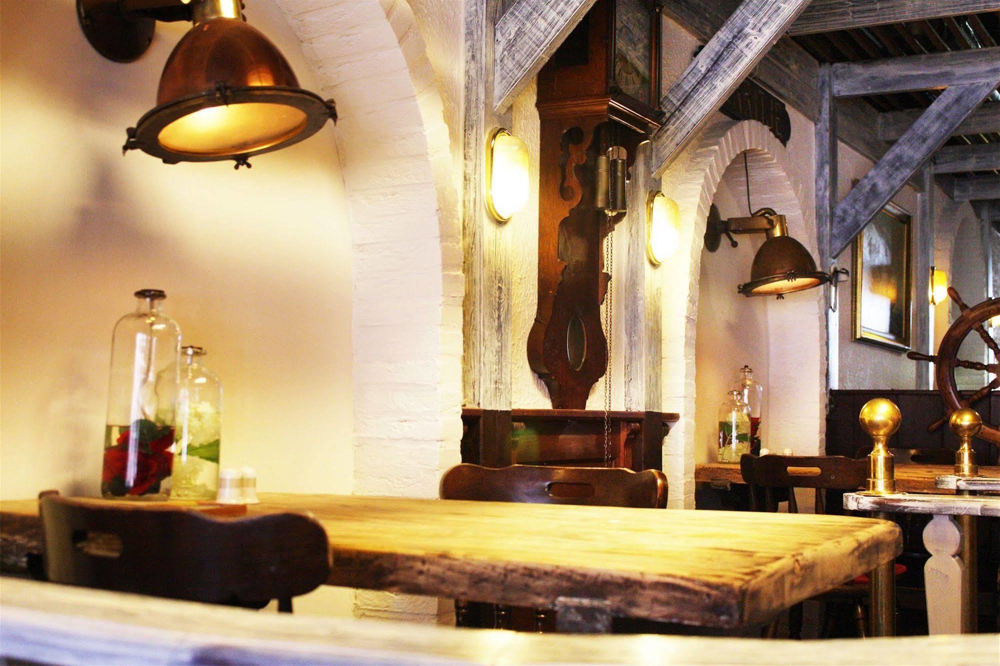Hotel-Restaurant Loodsmans Welvaren Bv Den Hoorn  Zewnętrze zdjęcie