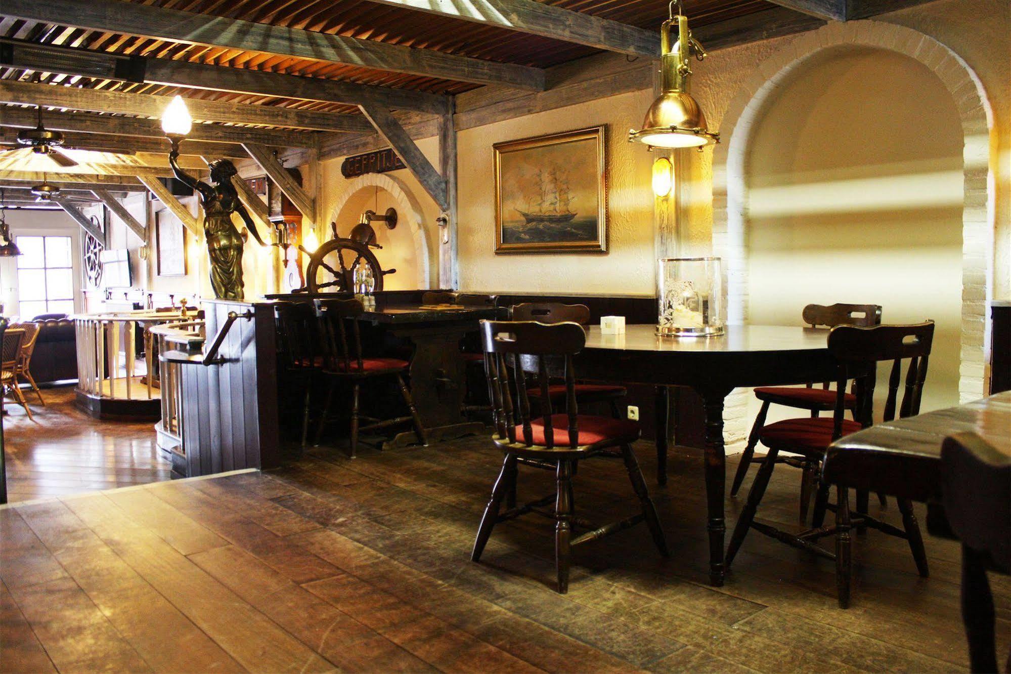 Hotel-Restaurant Loodsmans Welvaren Bv Den Hoorn  Zewnętrze zdjęcie